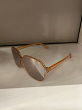 Load image into Gallery viewer, Fashion Sunglasses - Women
